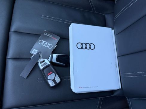 Used 2022 Audi A5 2.0T Premium Plus w/ Premium Plus image 21