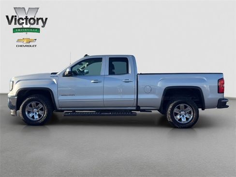 Used 2018 GMC Sierra 1500 SLE w/ SLE Value Package image 3