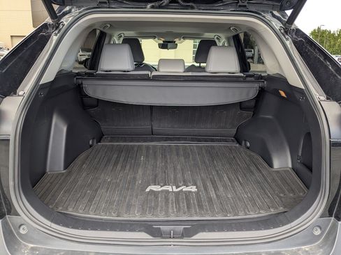 Used 2020 Toyota RAV4 XLE Premium w/ All Weather Liner Package FWD image 31