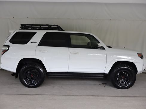 Used 2024 Toyota 4Runner TRD Pro AWD/4WD image 7