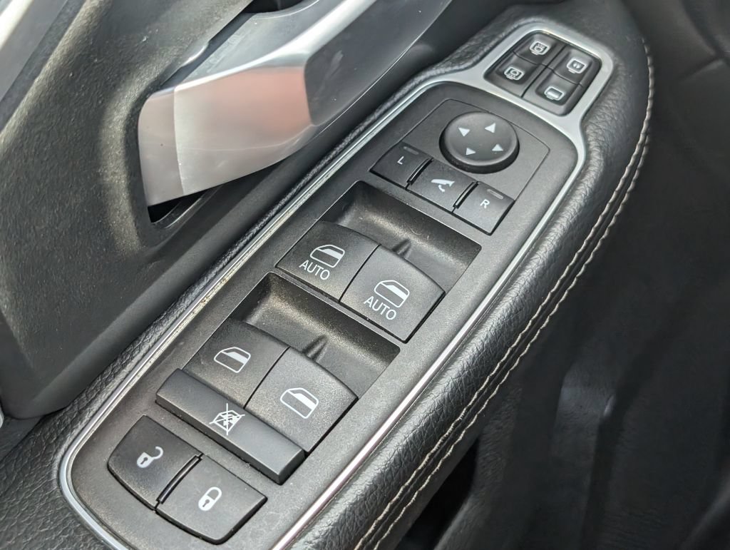 Used 2024 RAM 3500 Big Horn AWD/4WD image 10