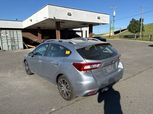 Used 2017 Subaru Impreza 2.0i Limited w/ Moonroof/BSD & Rcta/Eyesight image 5