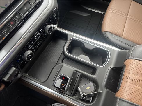 New 2026 Chevrolet Silverado 1500 High Country AWD/4WD image 28
