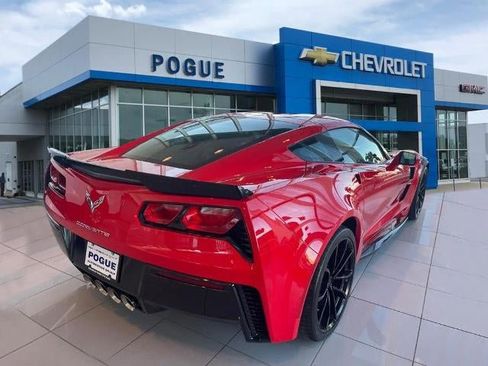 Used 2019 Chevrolet Corvette Grand Sport w/ Grand Sport Heritage Package image 2