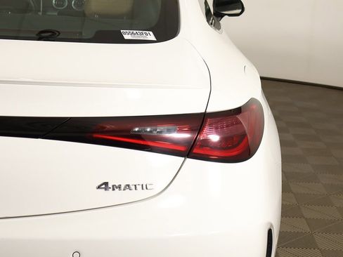 Used 2025 Mercedes-Benz CLE 300 4MATIC Coupe image 17