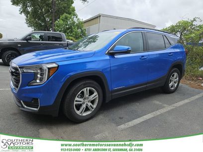 Used 2024 GMC Terrain SLE w/ Driver Convenience Package