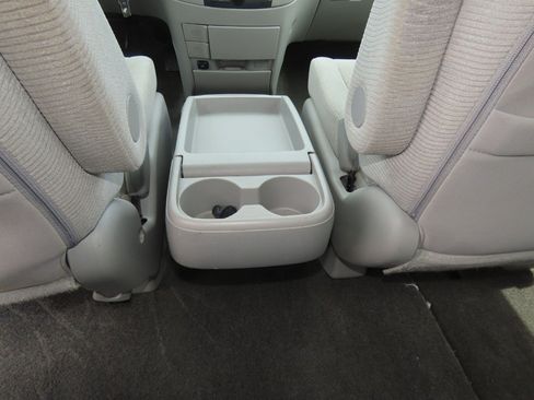 Used 2013 Honda Odyssey EX image 21