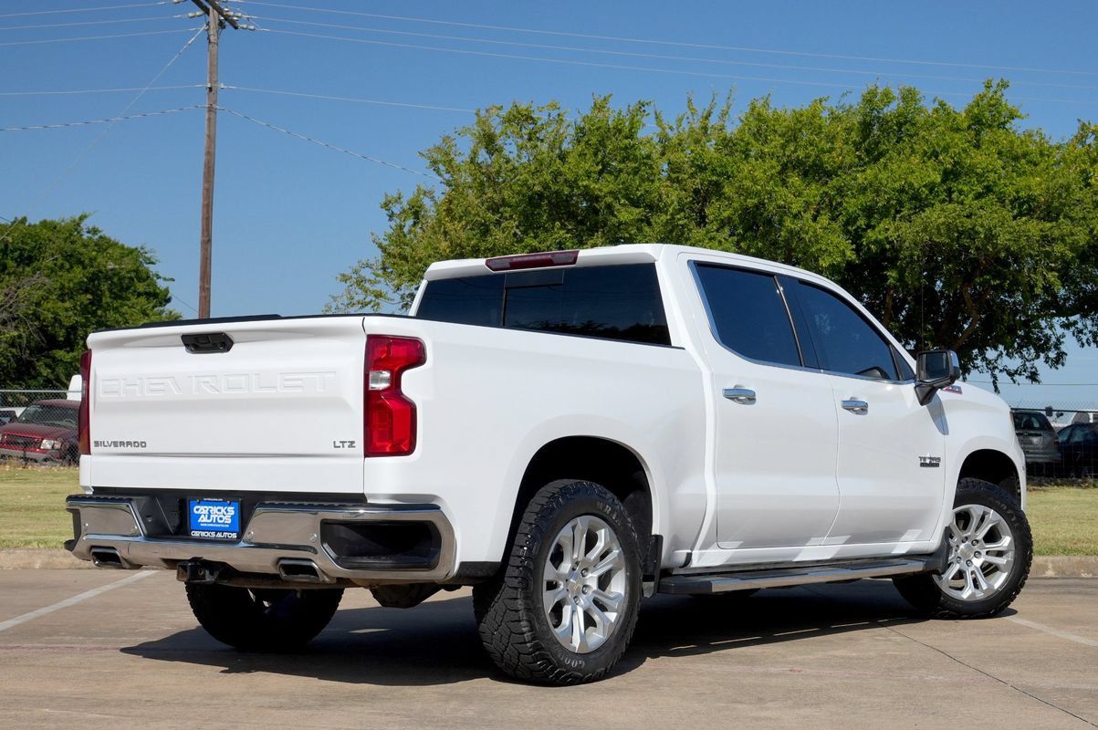 Used 2022 Chevrolet Silverado 1500 LTZ AWD/4WD image 3