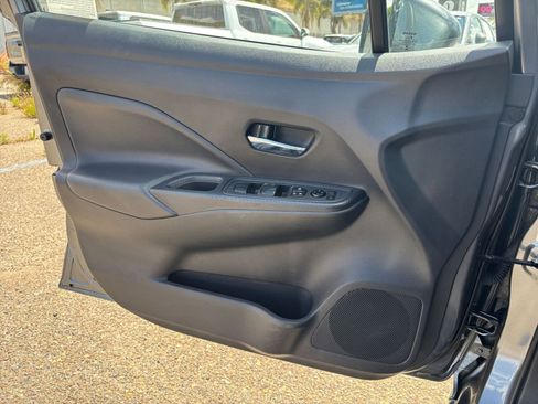 Used 2025 Nissan Versa SV FWD image 18