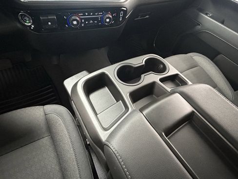 Used 2025 Chevrolet Silverado 1500 LT image 22