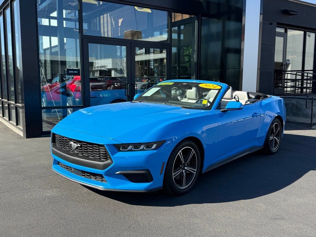 Used 2024 Ford Mustang Premium RWD image 4