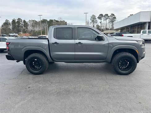 Used 2022 Nissan Frontier S w/ Technology Package image 5