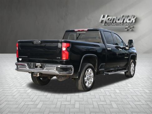 Used 2022 Chevrolet Silverado 2500 LTZ w/ LTZ Plus Package image 10