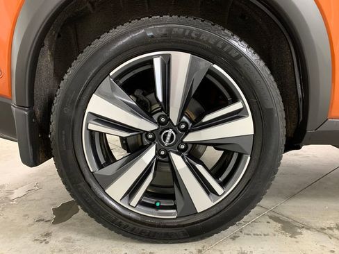 Used 2022 Nissan Rogue Platinum w/ Head-Up Display Package image 10