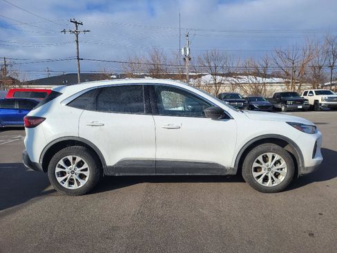 Used 2023 Ford Escape Active image 2