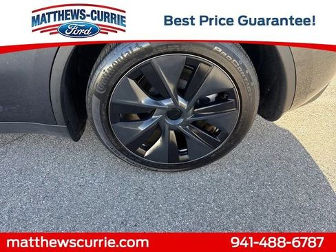 Used 2024 Tesla Model Y Long Range image 15