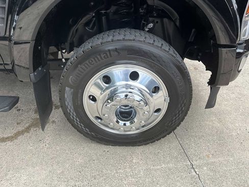 Used 2025 Ford F450 Platinum w/ Platinum Plus Package image 22