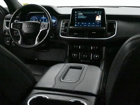 Used 2023 Chevrolet Suburban RST w/ Luxury Package AWD/4WD image 14