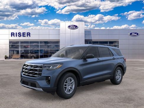 New 2026 Ford Explorer Active w/ Active Comfort Package RWD image 1