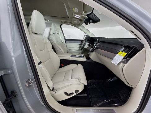 New 2026 Volvo XC90 T8 Ultra w/ Protection Package Premier AWD/4WD image 31