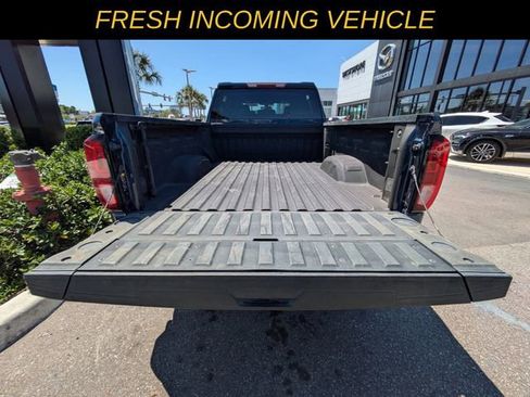 Used 2023 GMC Sierra 2500 Pro w/ Convenience Package AWD/4WD image 11