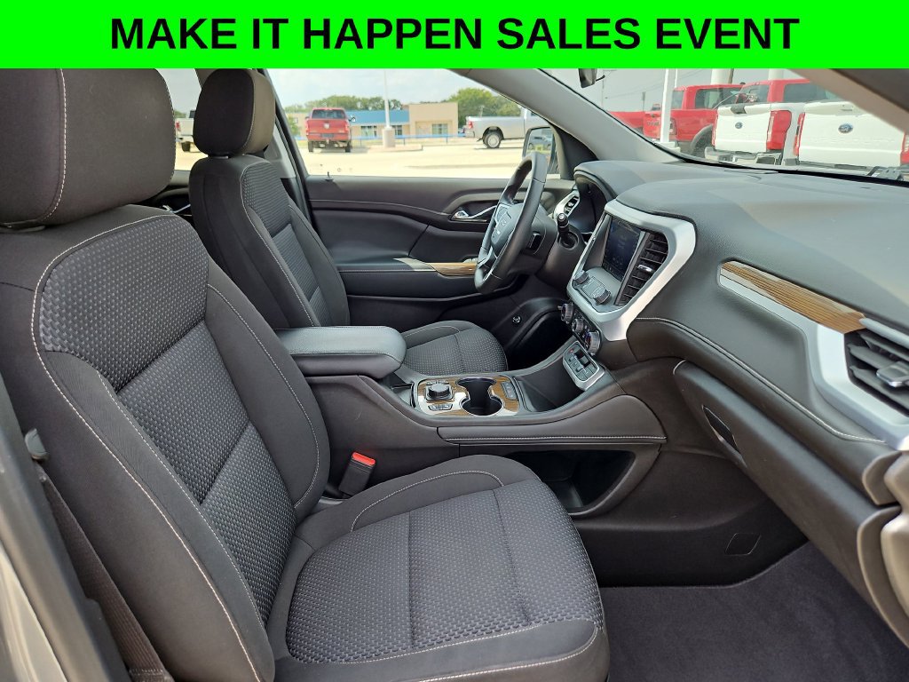 Used 2023 GMC Acadia SLE w/ Driver Convenience Package FWD image 28