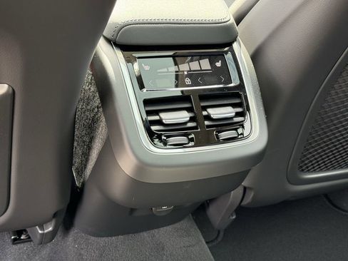 New 2026 Volvo XC60 B5 Ultra w/ Protection Package Premier image 12