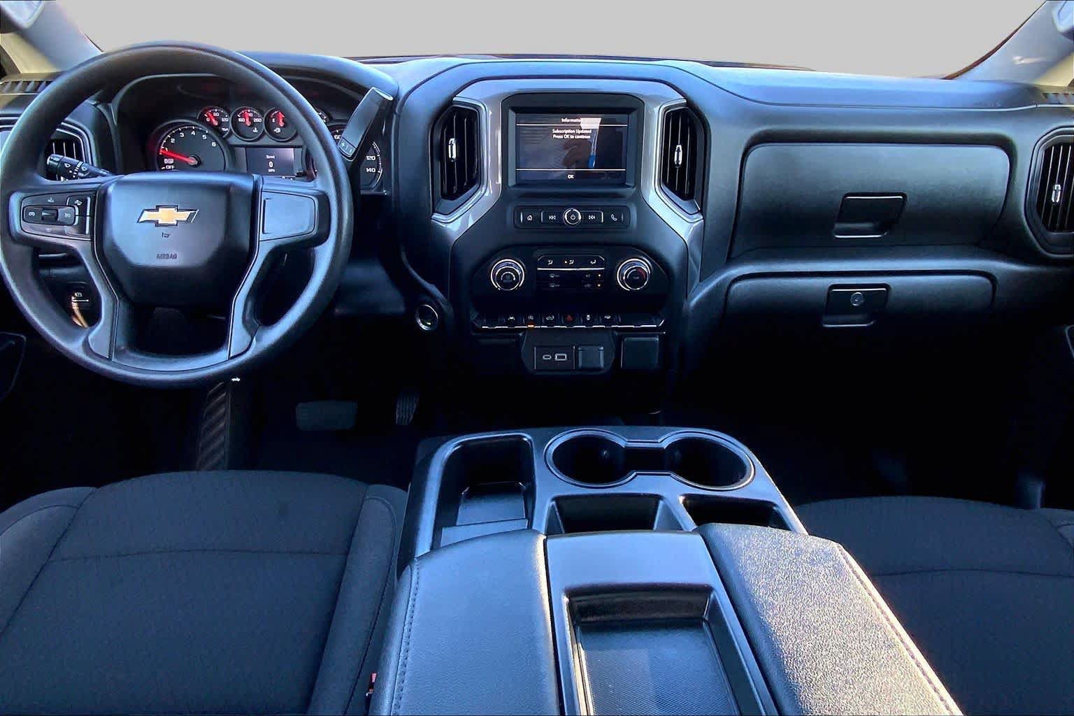 Used 2025 Chevrolet Silverado 1500 Custom RWD image 16