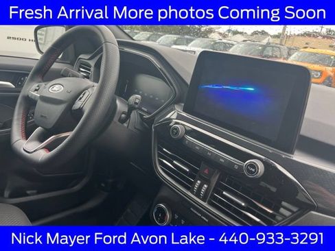 Used 2025 Ford Escape ST-Line Select AWD/4WD image 10