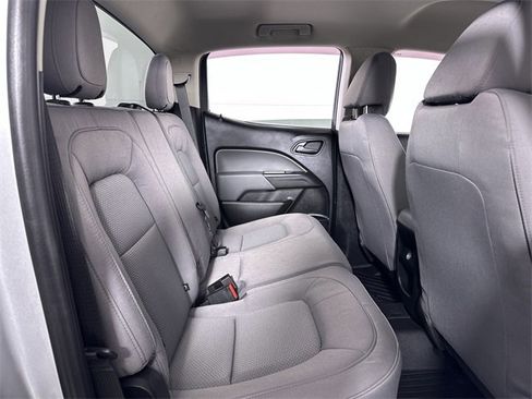 Used 2019 Chevrolet Colorado W/T w/ Custom Special Edition image 28