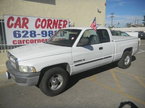 Used 2001 Dodge Ram 1500 Truck 5.9 L SLT $1298 Down* +TTL 520 image 5