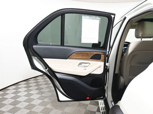 Certified 2021 Mercedes-Benz GLE 450 4MATIC image 30