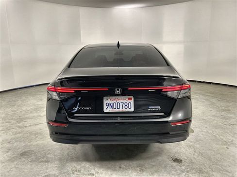 Used 2024 Honda Accord Sport image 7