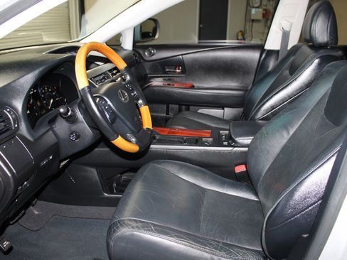 Used 2012 Lexus RX 350 FWD w/ Premium Pkg image 28