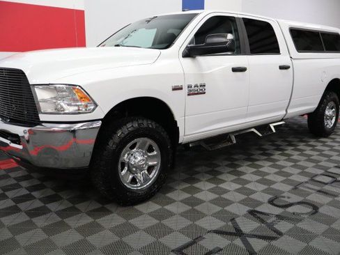 Used 2015 RAM 3500 SLT AWD/4WD image 2