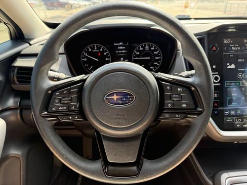 Used 2024 Subaru Crosstrek 2.0i Premium AWD/4WD image 17