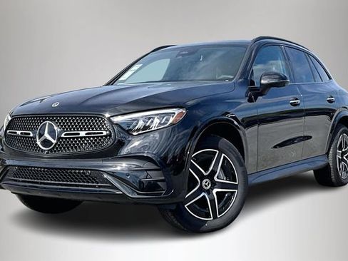 New 2025 Mercedes-Benz GLC 350e 4MATIC image 2