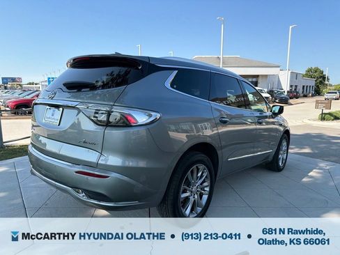 Used 2023 Buick Enclave Avenir w/ Avenir Technology Package AWD/4WD image 16