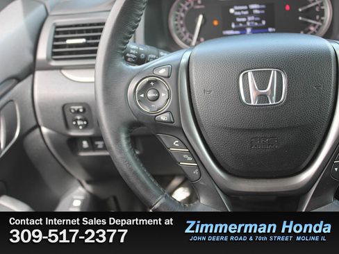 Certified 2017 Honda Ridgeline RTL-T image 13