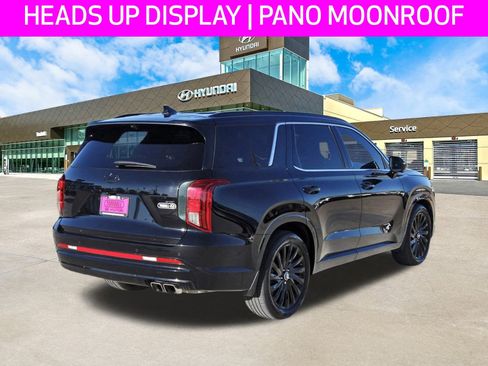 Used 2024 Hyundai Palisade Calligraphy image 4