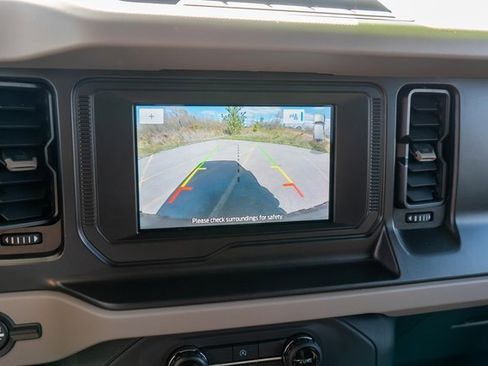 Used 2023 Ford Bronco Big Bend w/ Sasquatch Package image 23