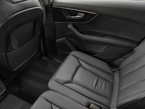 Used 2025 Audi Q7 3.0T Premium Plus AWD/4WD image 17