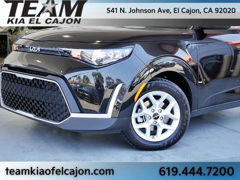 Certified 2023 Kia Soul LX w/ LX Technology Package FWD image 3