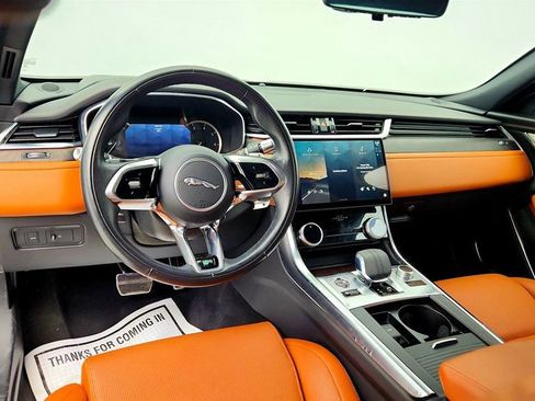 Used 2022 Jaguar XF R-Dynamic SE image 13