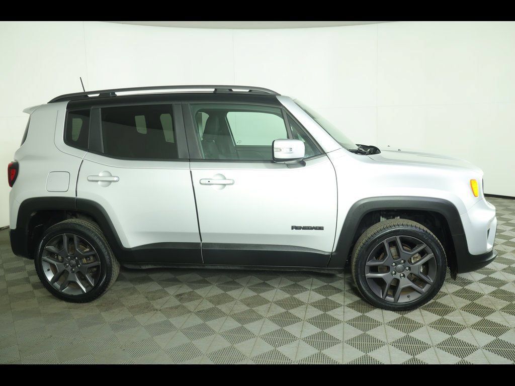 Used 2020 Jeep Renegade Altitude AWD/4WD image 2
