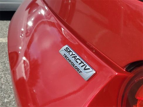 Used 2016 MAZDA MX-5 Miata Club image 7