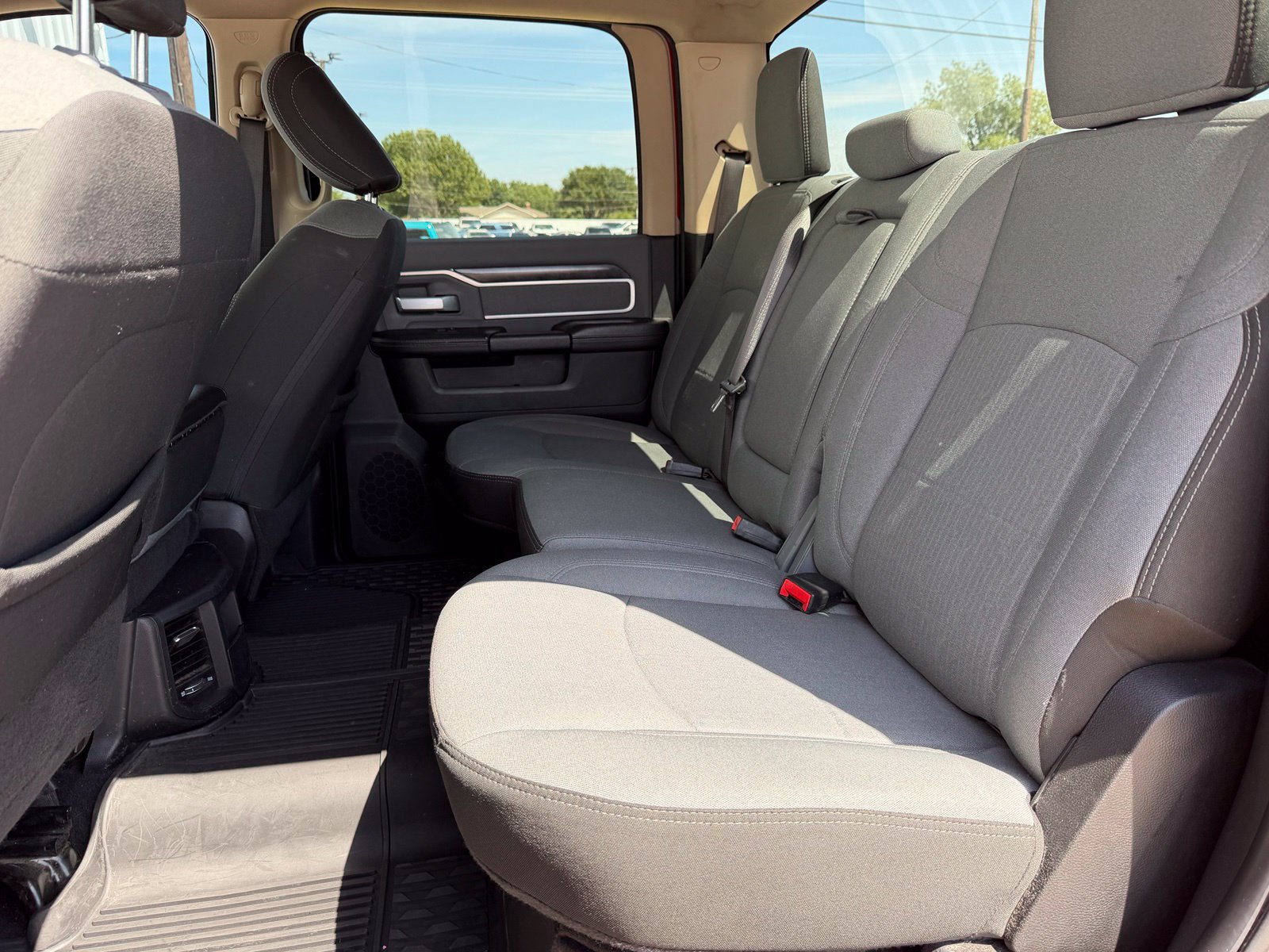 Used 2019 RAM 3500 Big Horn AWD/4WD image 22