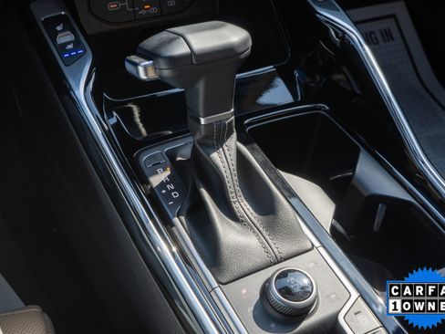 Used 2024 Kia Sorento SX Prestige w/ Olive Brown Leather Package image 13