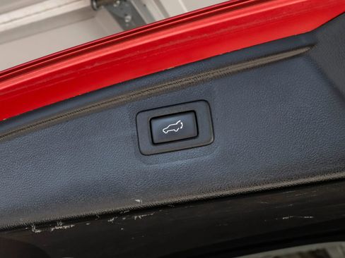 Used 2017 Subaru Outback 2.5i Limited image 55