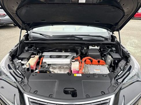 Used 2018 Lexus NX 300h AWD w/ Premium Package image 29